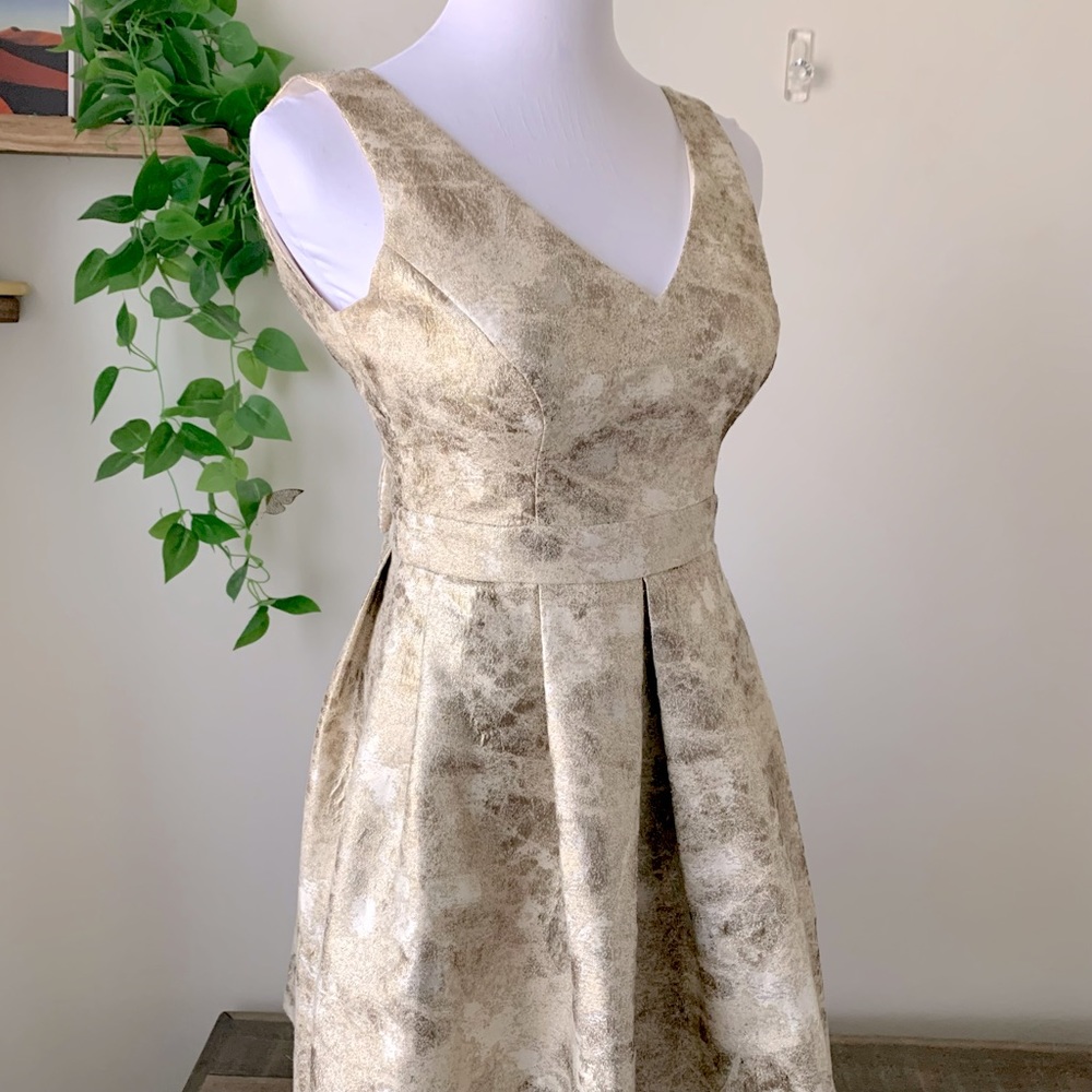 Champagne gold metallic fit & flare v neck Cocktail Dress. - Picture 3 of 7